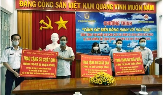 Tuyên truyền pháp luật về phòng chống ma túy cho học sinh ở các xã biên giới ảnh 4