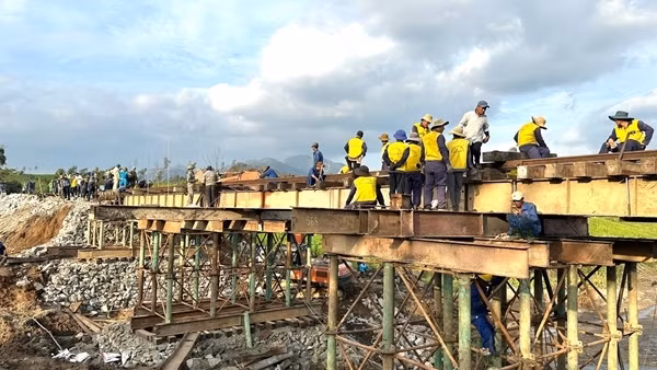 Công bố tình huống khẩn cấp về thiên tai trên tuyến đường sắt Hà Nội – TP Hồ Chí Minh