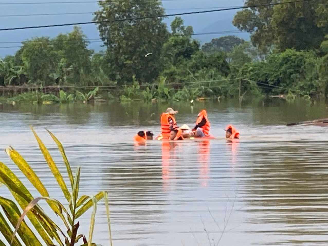 Mưa lớn kéo dài làm hàng nghìn căn nhà ở Lâm Đồng bị ngập -0