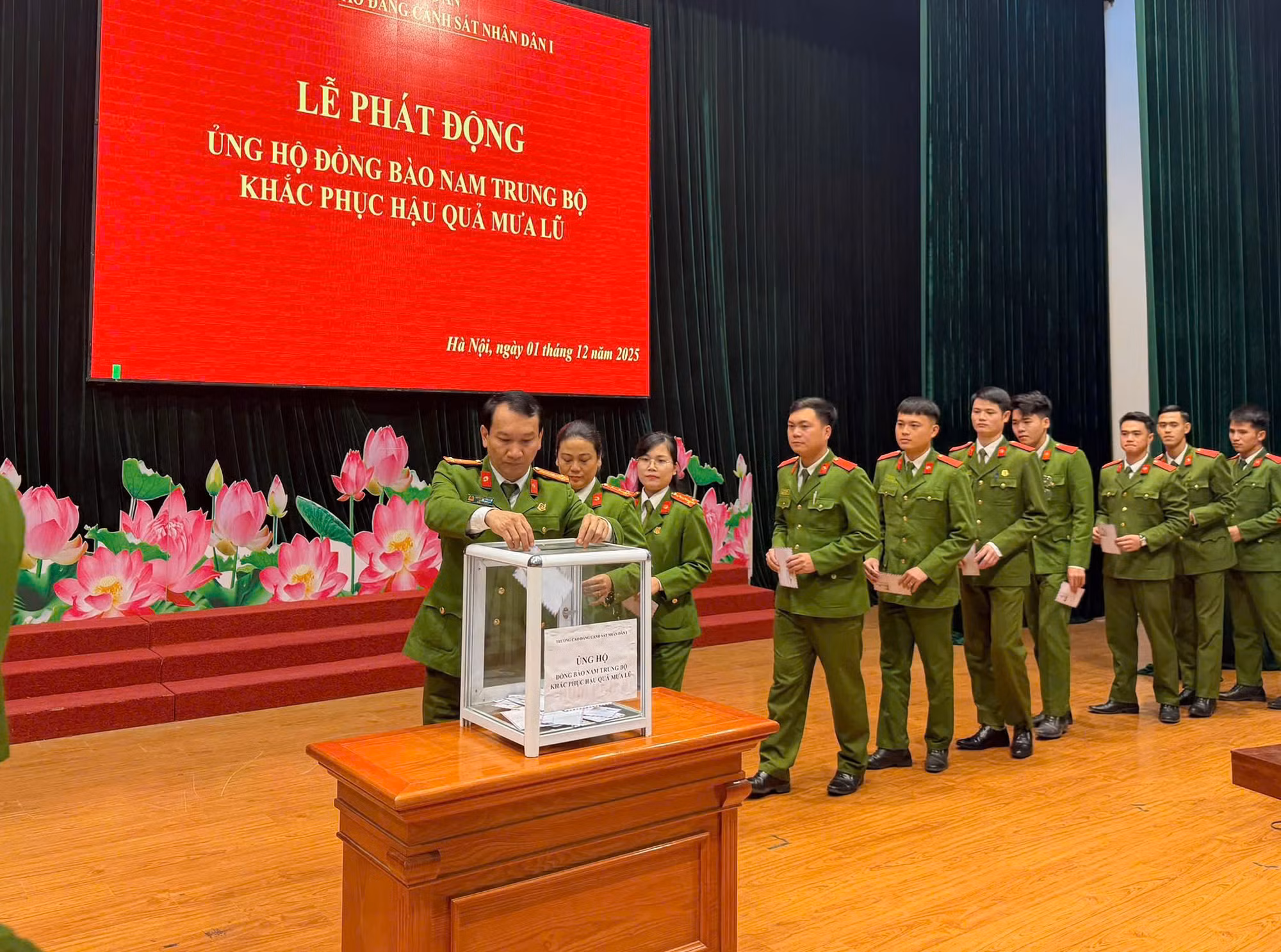 Trường Cao đẳng CSND I quyên góp 653 triệu đồng ủng hộ đồng bào Nam Trung Bộ chịu thiệt hại do mưa lũ -0