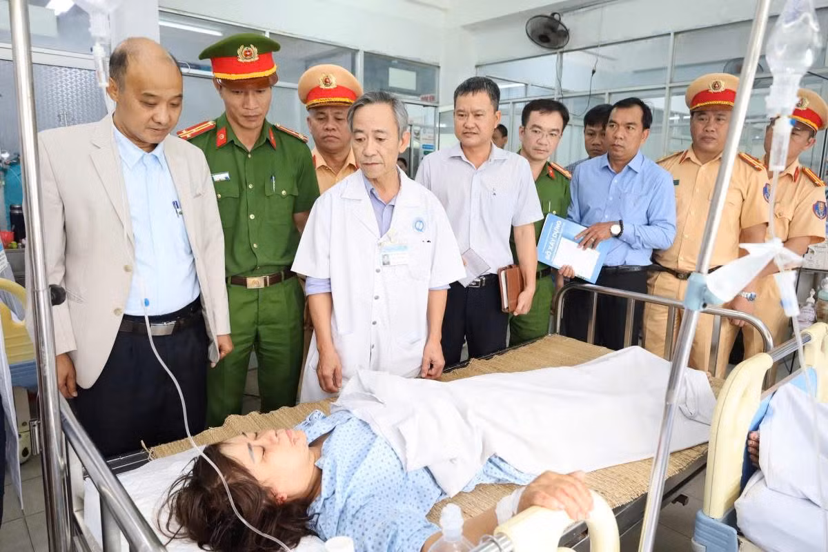 Tai nạn thảm khốc trên cao tốc Đà Nẵng – Quảng Ngãi: 4 người tử vong, các nạn nhân là người thân đi đám cưới -2