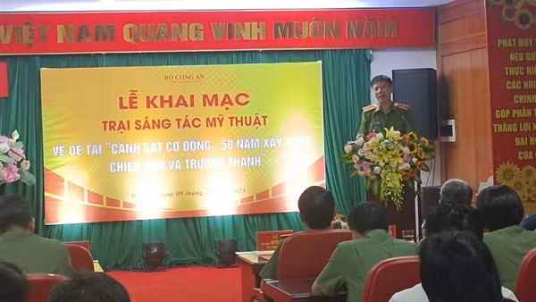 Khai mạc Trại sáng tác mỹ thuật về đề tài Cảnh sát Cơ động