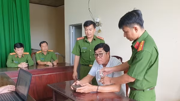 Giám đốc công ty lừa góp vốn rồi chiếm đoạt tiền