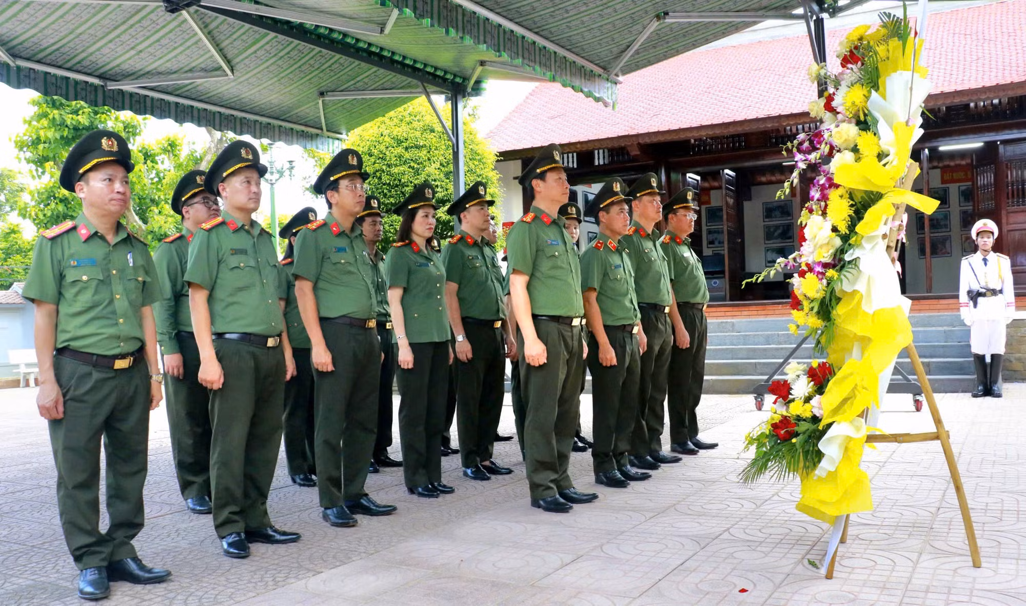 Cục Trang bị và kho vận: Nhiều hoạt động về nguồn tại các Khu di tích lịch sử cách mạng tại Nghệ An -0