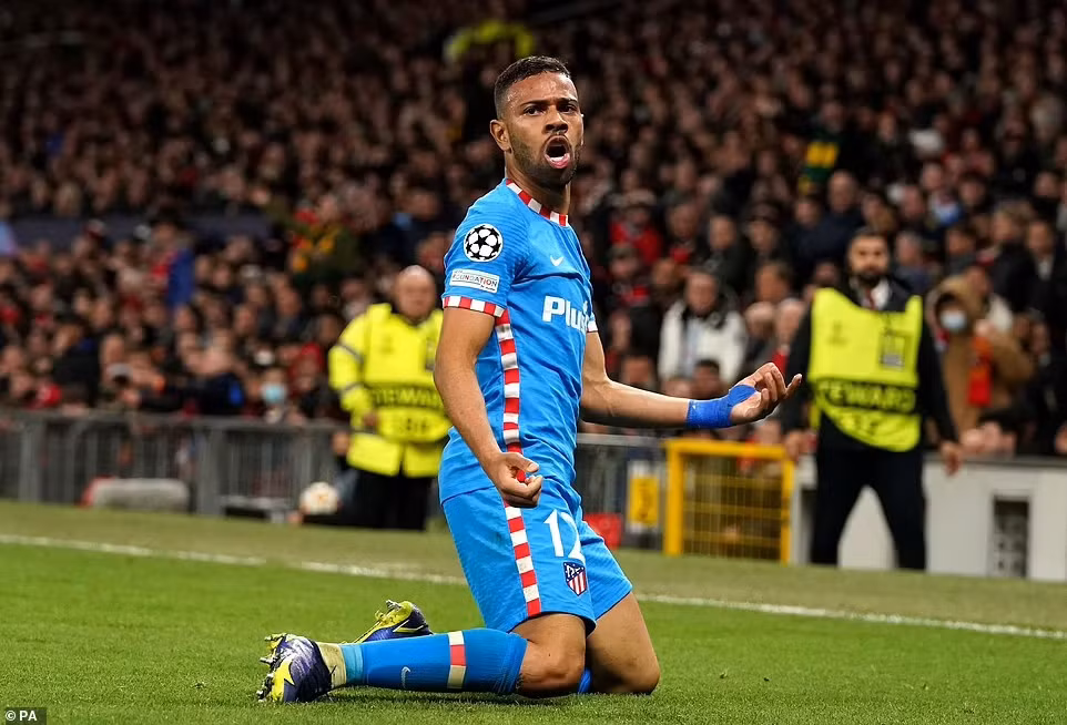 CĐV Man Utd có hành động 