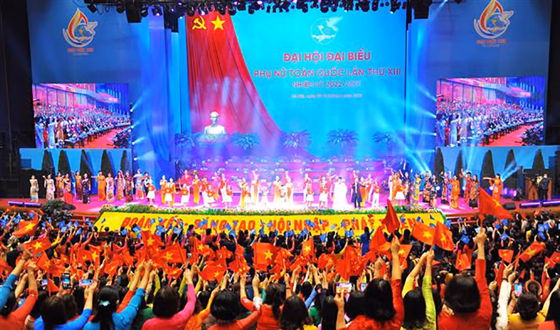 Đoàn kết - Sáng tạo - Hội nhập - Phát triển -0