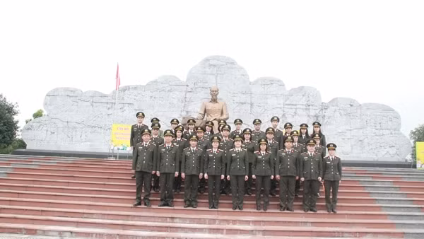 Phát huy truyền thống 65 năm xây dựng, chiến đấu và trưởng thành của lực lượng hồ sơ nghiệp vụ ảnh 2