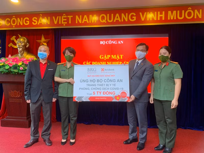 Gặp mặt, tri ân các doanh nghiệp đồng hành cùng lực lượng CAND trong công tác phòng, chống dịch COVID-19 -0