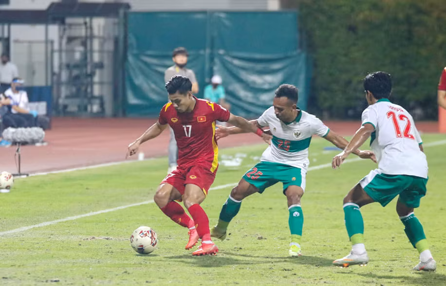 Việt Nam 0 - 0 Indonesia ( hiệp 2): Tiến Linh vào sân -0