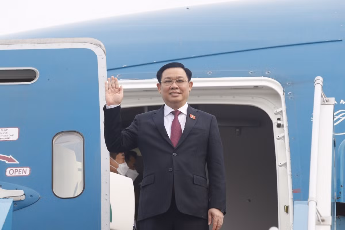 Chủ tịch Quốc hội Vương Đình Huệ lên đường thăm chính thức Hàn Quốc, Ấn Độ -0