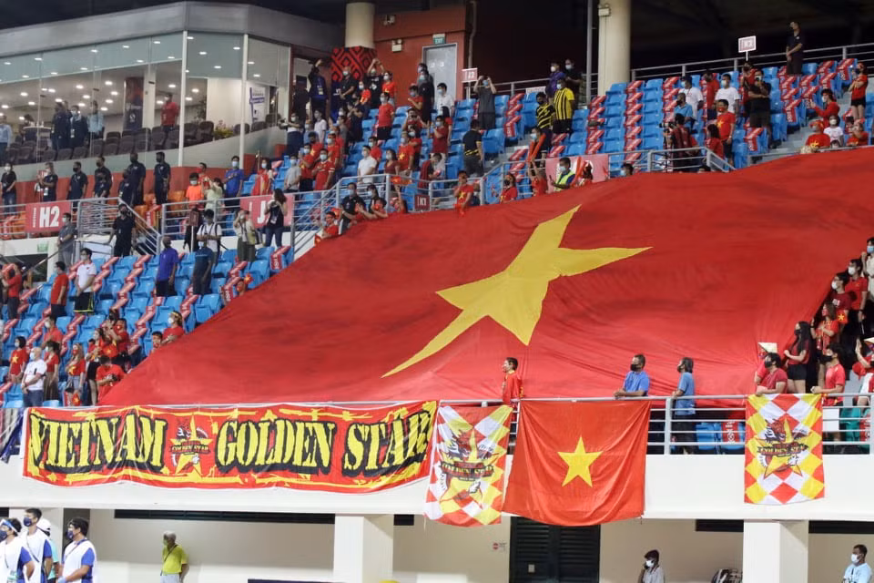 Trực tiếp Việt Nam 2 - 0 Malaysia (hiệp 1): Công Phượng nhân đôi cách biệt -0