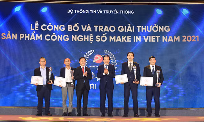 Tôn vinh các sản phẩm công nghệ số “Make in Viet Nam” xuất sắc năm 2021 -0