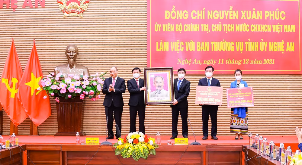 Chủ tịch nước Nguyễn Xuân Phúc làm việc tại Nghệ An -0