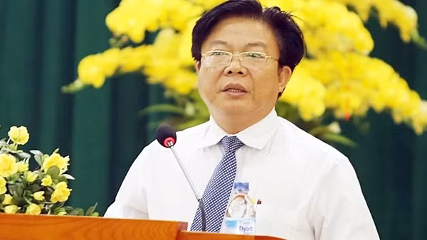 Giám đốc Sở GD&ĐT Quảng Nam bất ngờ xin nghỉ việc