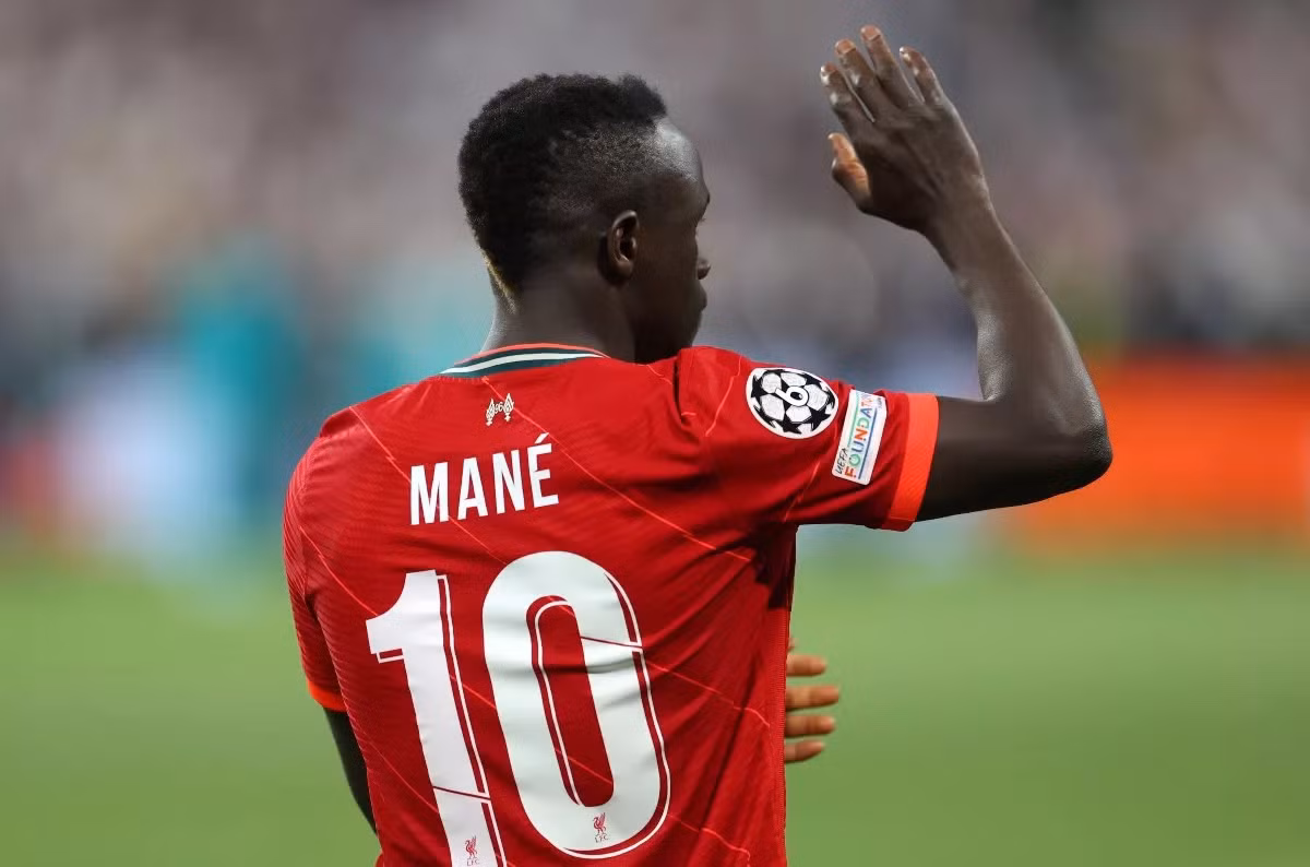 Liverpool: Cuộc nâng cấp bắt đầu từ đâu? -0