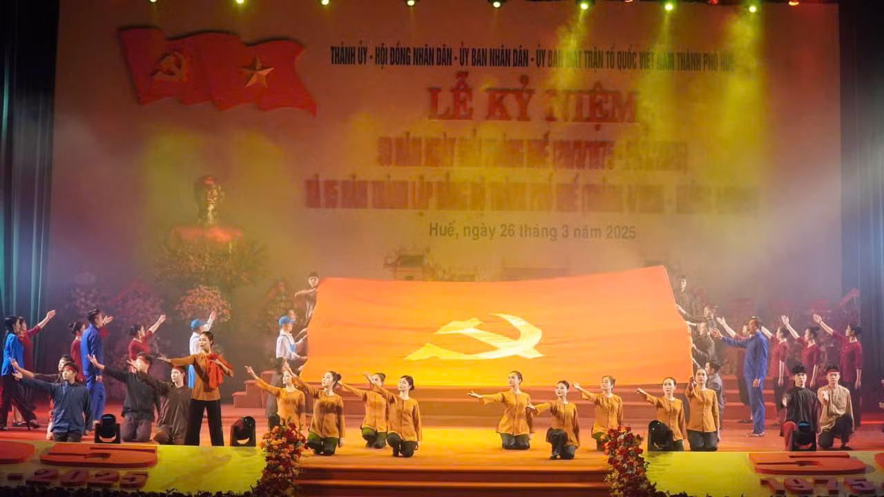 Kỷ niệm 50 năm giải phóng Thừa Thiên Huế -0