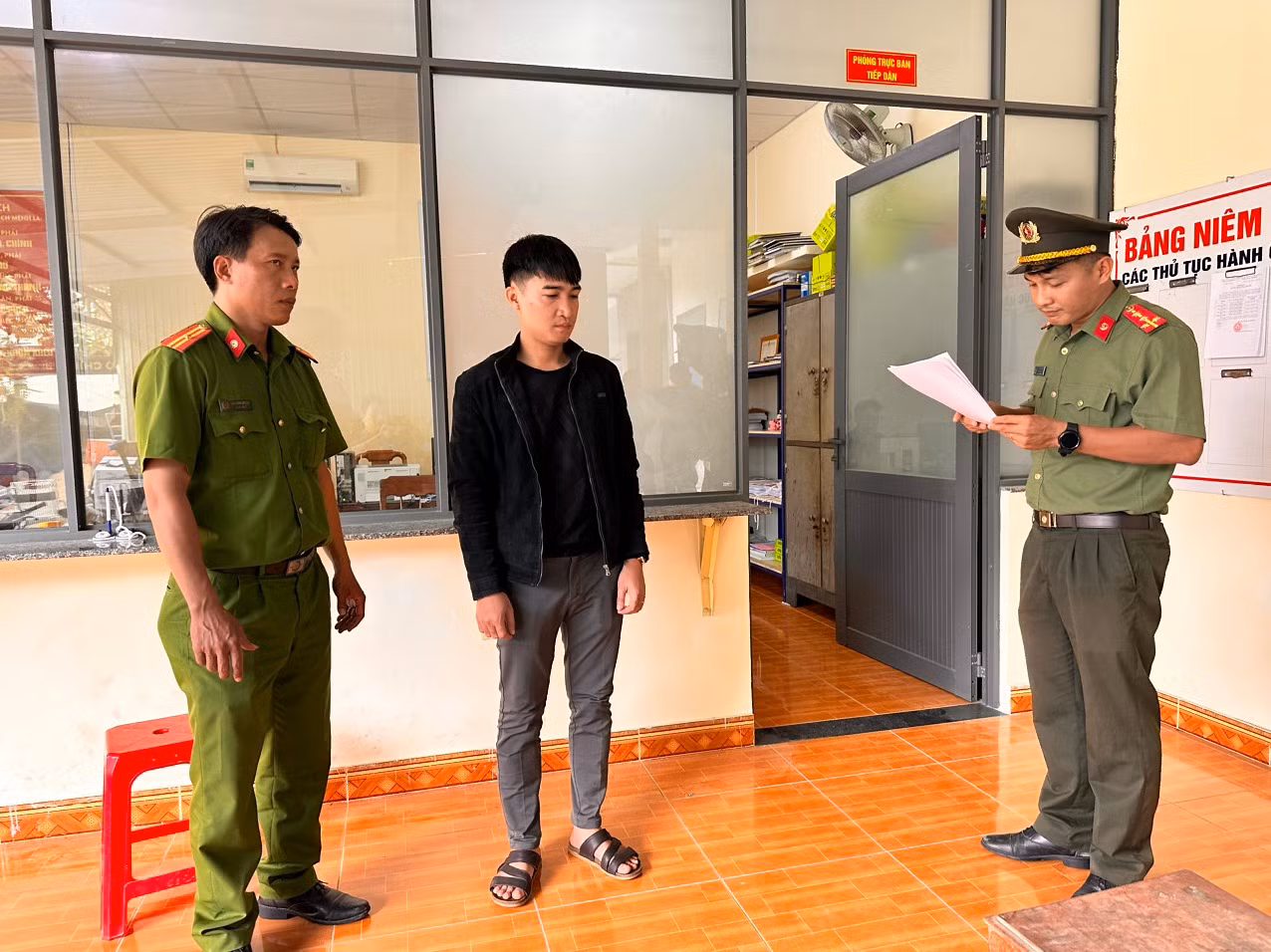 Khởi tố đối tượng lừa đảo trên không gian mạng -0