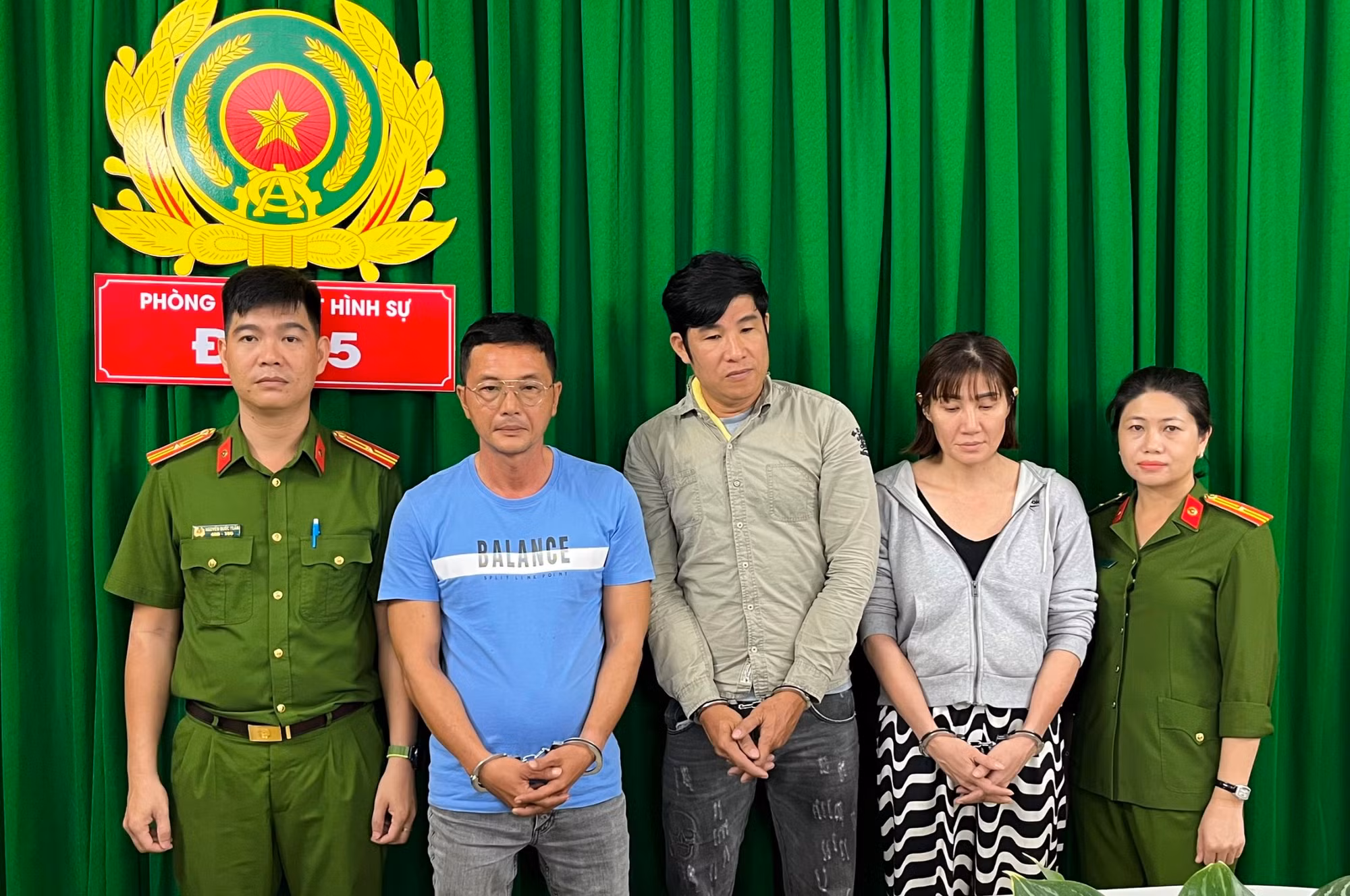 Triệt phá 3 nhóm đối tượng hoạt động 