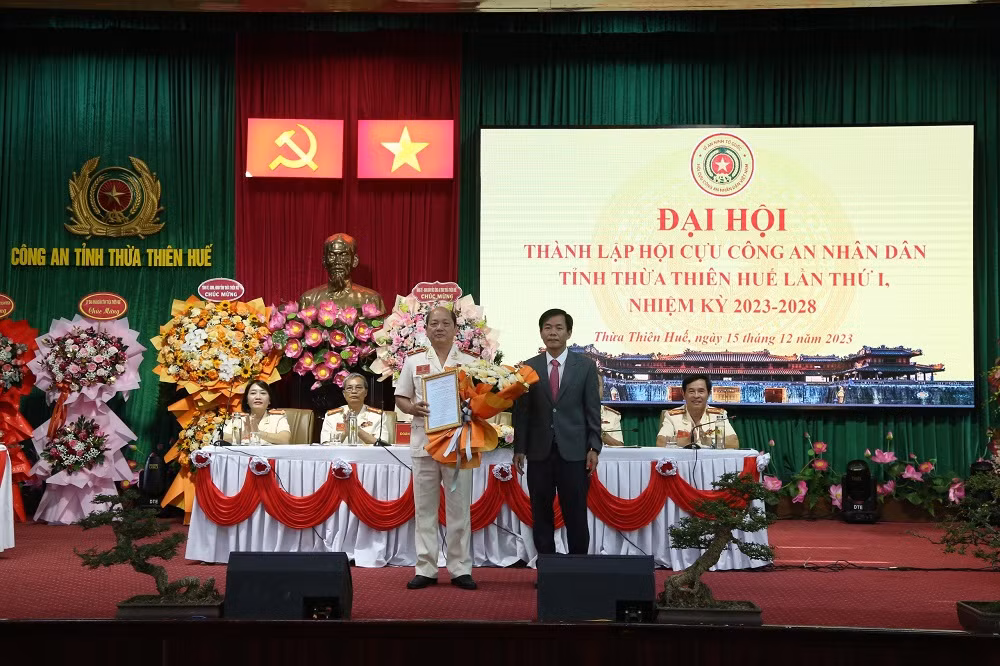 Thành lập Hội cựu CAND tỉnh Thừa Thiên Huế -0