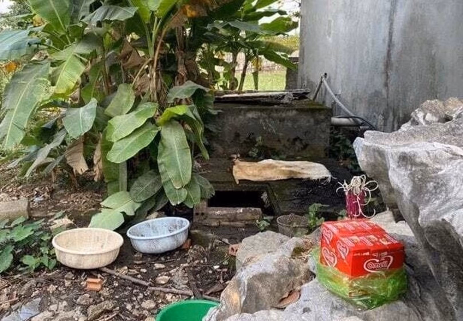 Khởi tố vụ án hình sự liên quan vụ phát hiện bộ xương người trong bể phốt nhà vệ sinh -0
