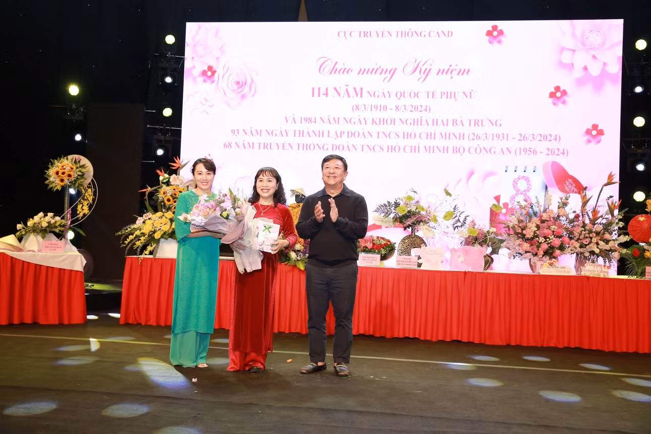 Phụ nữ Cục Truyền thông CAND đóng góp to lớn vào thành tích của ngôi nhà chung -0
