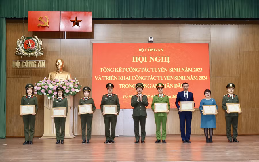 Gắn công tác tuyển sinh với yêu cầu, nhiệm vụ và mô hình tổ chức của Công an 4 cấp -0