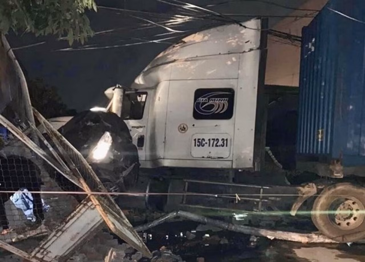 “Giá đắt” dành cho lái xe container sử dụng ma túy gây tai nạn -0