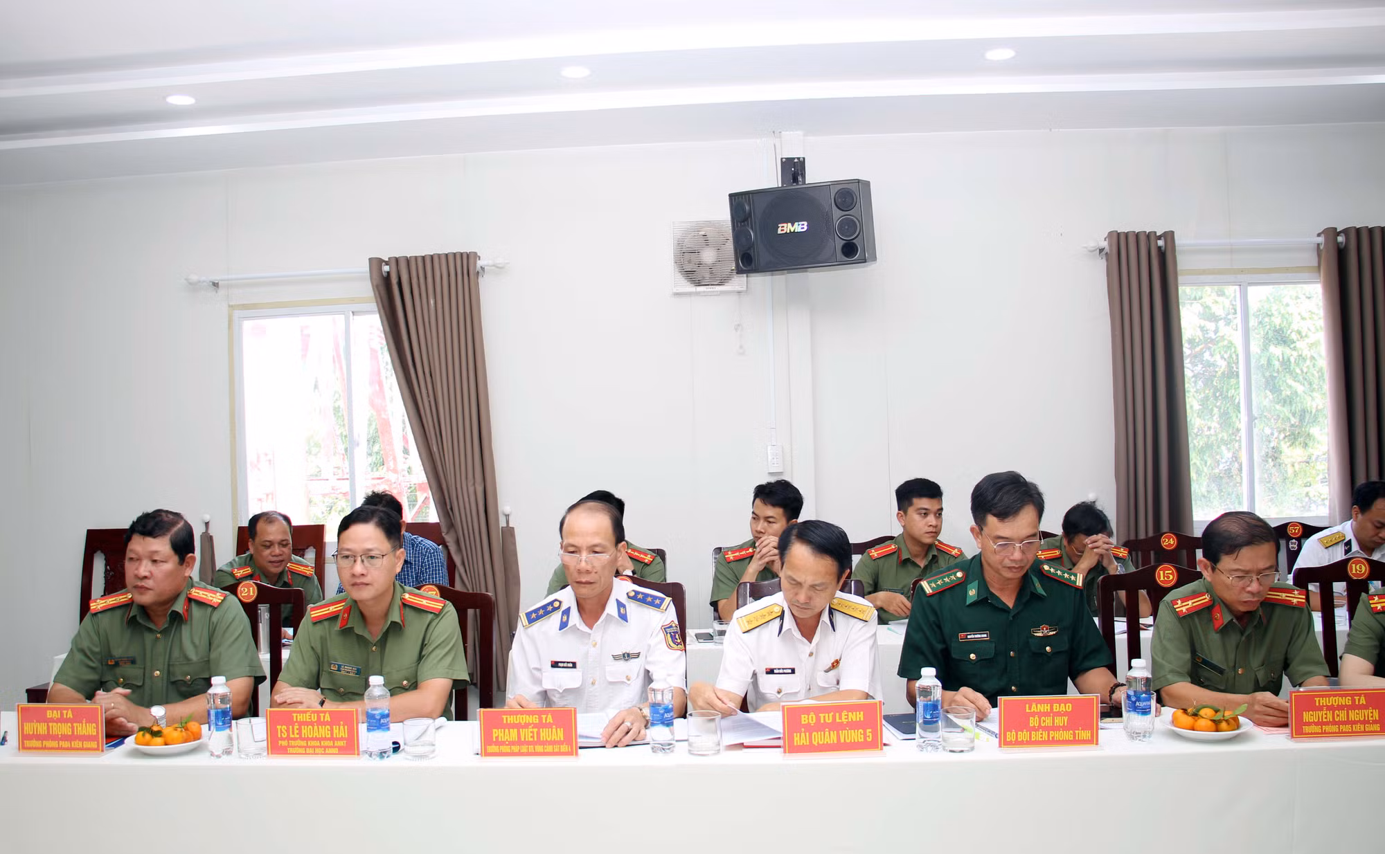 Tăng cường phối hợp trong đấu tranh với tội phạm khai thác thủy sản trái phép ở vùng biển nước ngoài -0