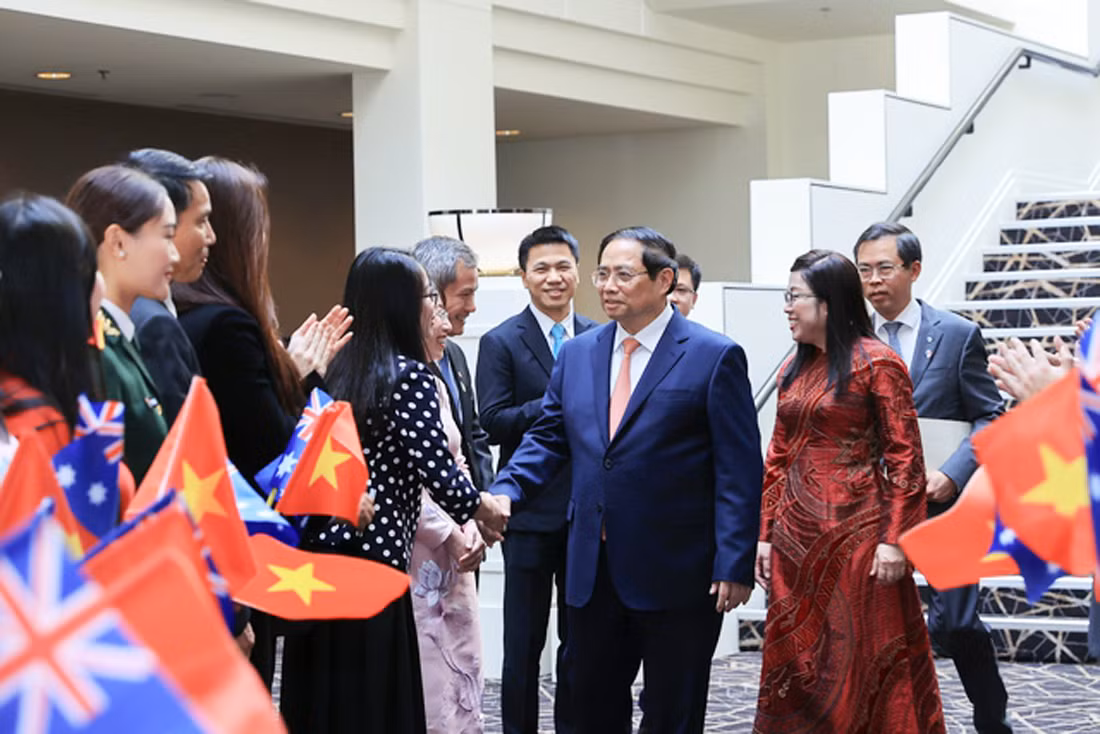 Luôn xứng đáng là người Việt Nam, luôn tự hào là người Việt Nam -4