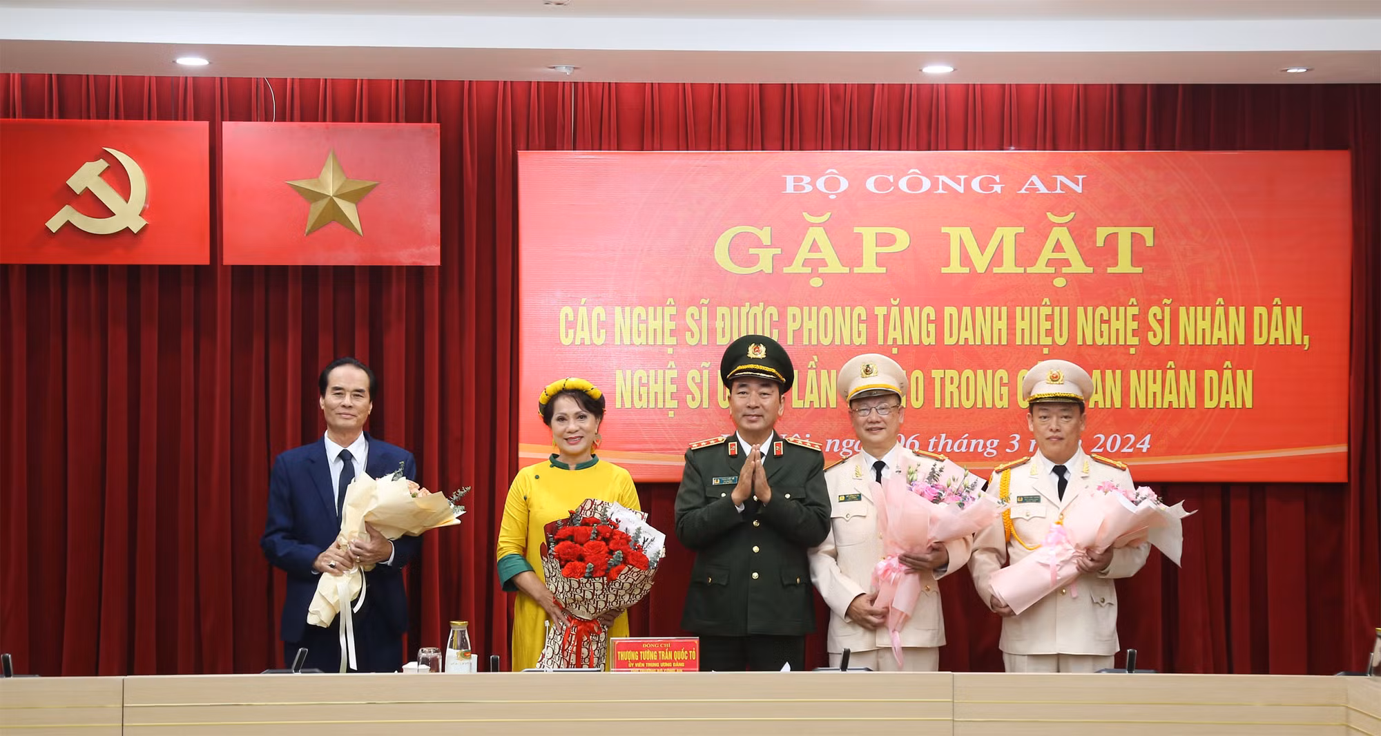 Biểu dương nghệ sĩ CAND được phong tặng danh hiệu Nghệ sĩ Nhân dân, Nghệ sĩ Ưu tú -0