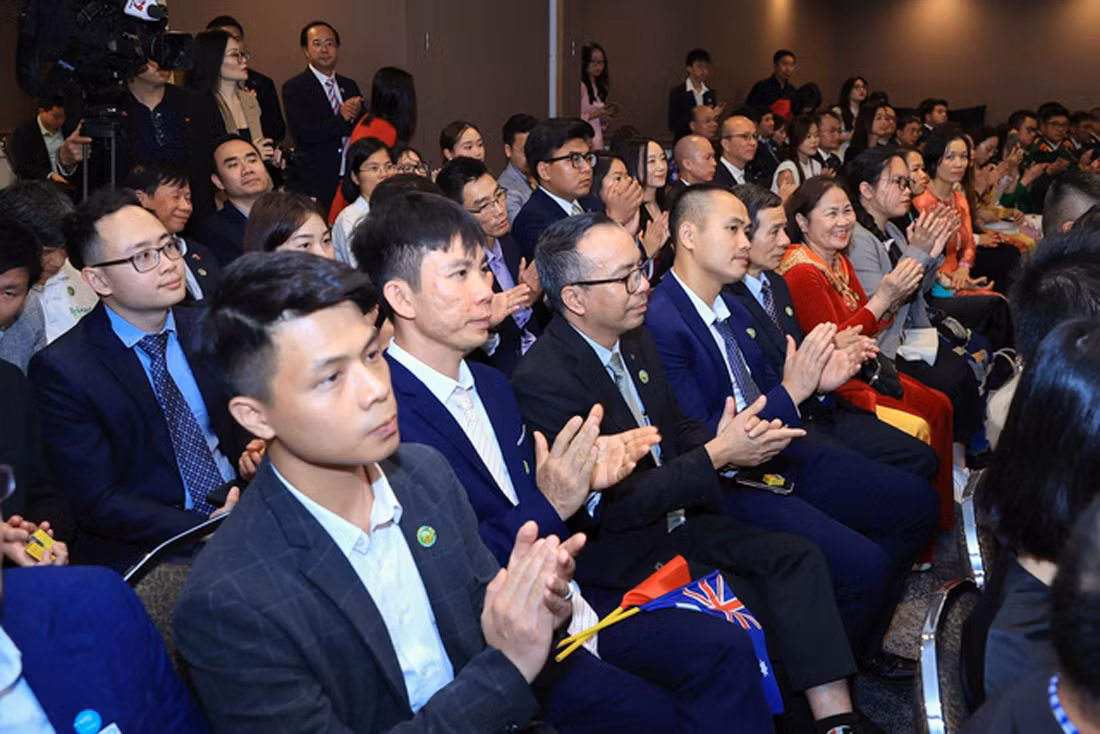 Luôn xứng đáng là người Việt Nam, luôn tự hào là người Việt Nam -1