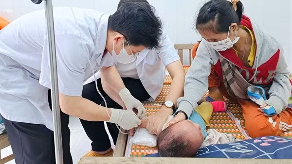 Khẩn trương ngăn chặn sự lây lan của các ổ dịch bệnh tại huyện Nam Trà My