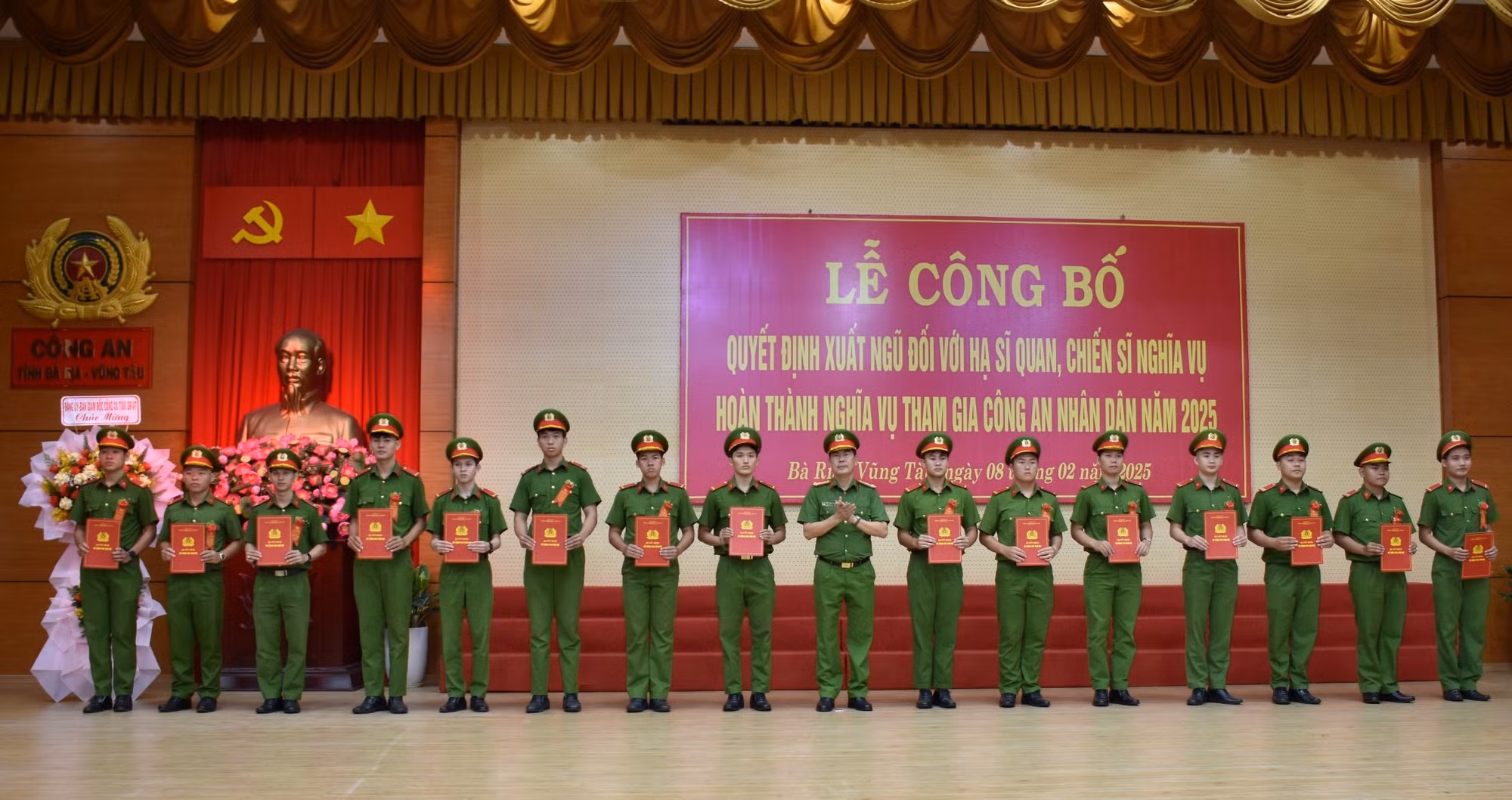 Công an tỉnh Bà Rịa-Vũng Tàu tổ chức lễ xuất ngũ cho 210 chiến sĩ nghĩa vụ -1