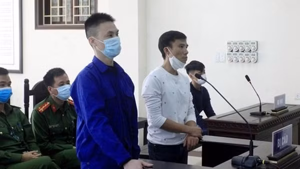 Phát livestream chửi bới rồi nổ nhiều phát súng trên đường ảnh 3
