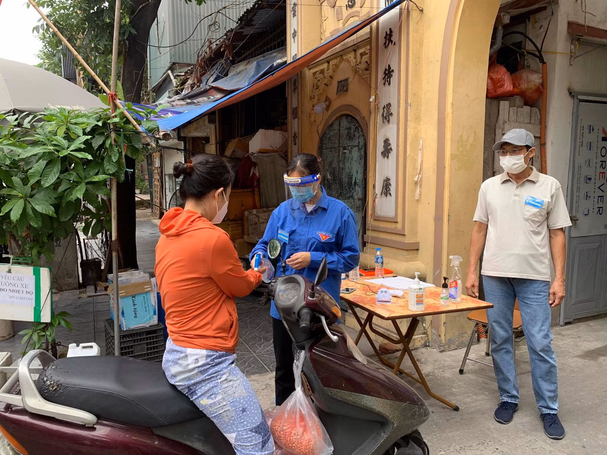 Hà Nội phát hiện 16 ca mắc COVID-19, có 7 F0 cộng đồng ở Quốc Oai -0