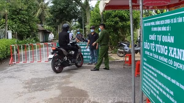 Hậu Giang tái thiết lập các chốt kiểm soát dịch ảnh 2
