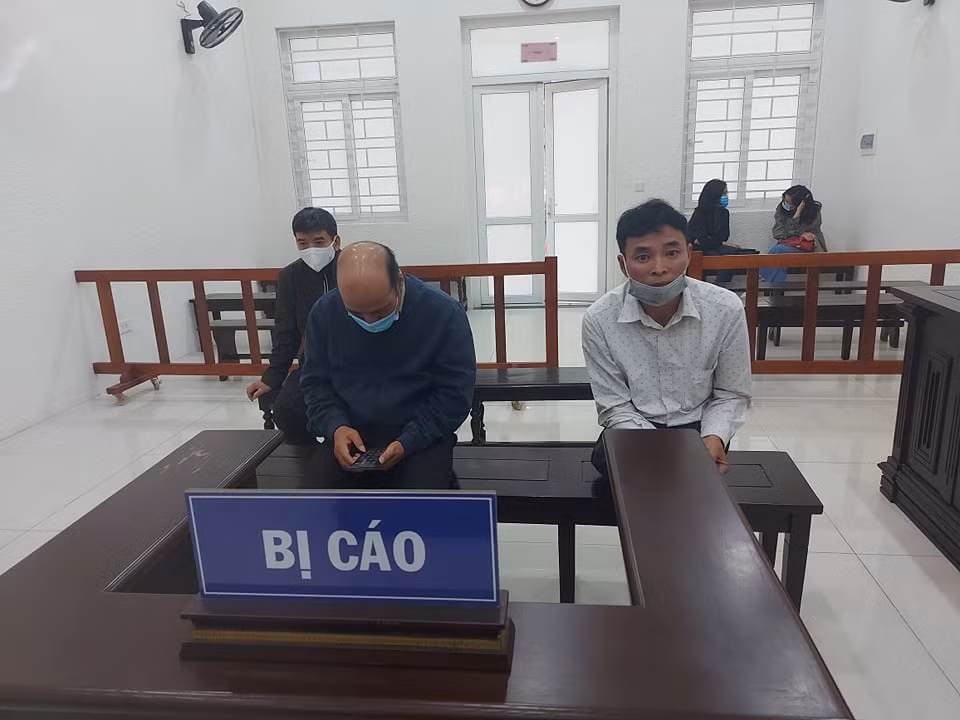 Cựu Chủ tịch xã câu kết với cấp dưới làm thất thoát tiền tỷ -0