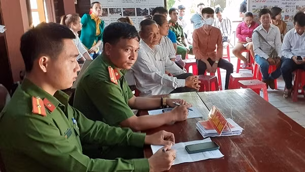 Đảm bảo an ninh trật tự các địa bàn mới sáp nhập vào thành phố ảnh 2