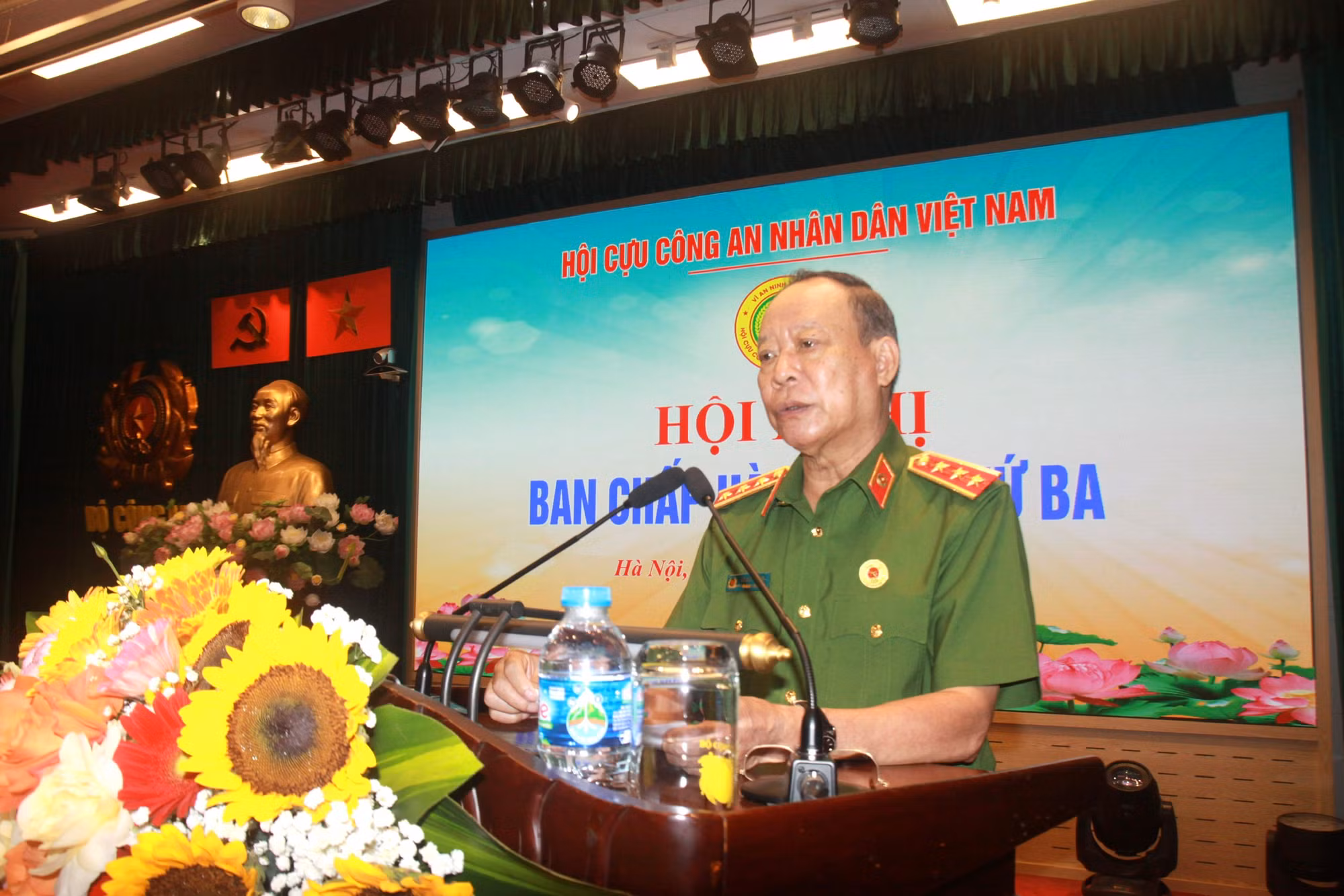 Hội nghị Ban Chấp hành Hội Cựu CAND Việt Nam lần thứ 3 -0