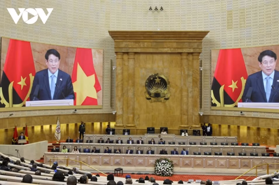 Chủ tịch nước Lương Cường phát biểu chính sách tại Quốc hội Angola -0