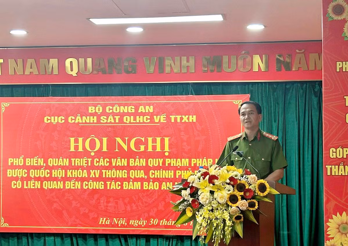 Phổ biến, quán triệt các văn bản quy phạm pháp luật liên quan đến công tác đảm bảo ANTT -0