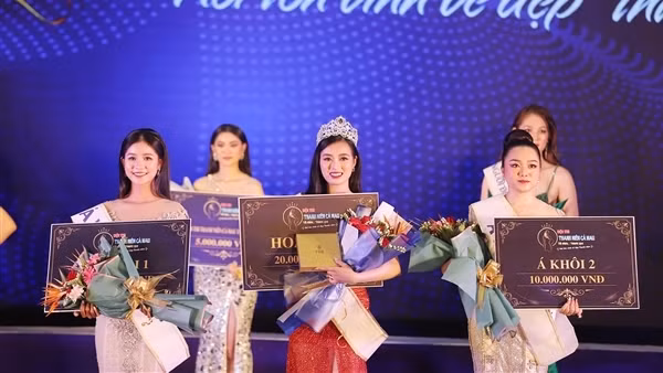 Nữ cán bộ Công an xã đoạt danh hiệu Hoa khôi “Thanh niên Cà Mau tài năng, thanh lịch”