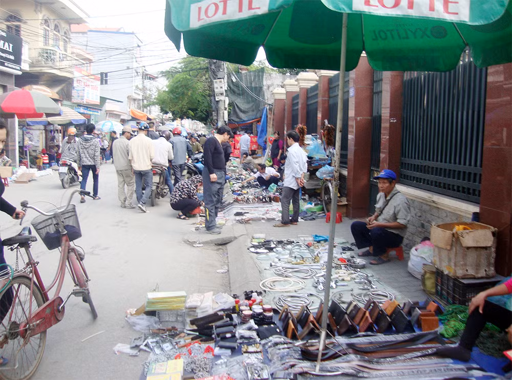 Nào đi chơi phố Chợ Hàng -0