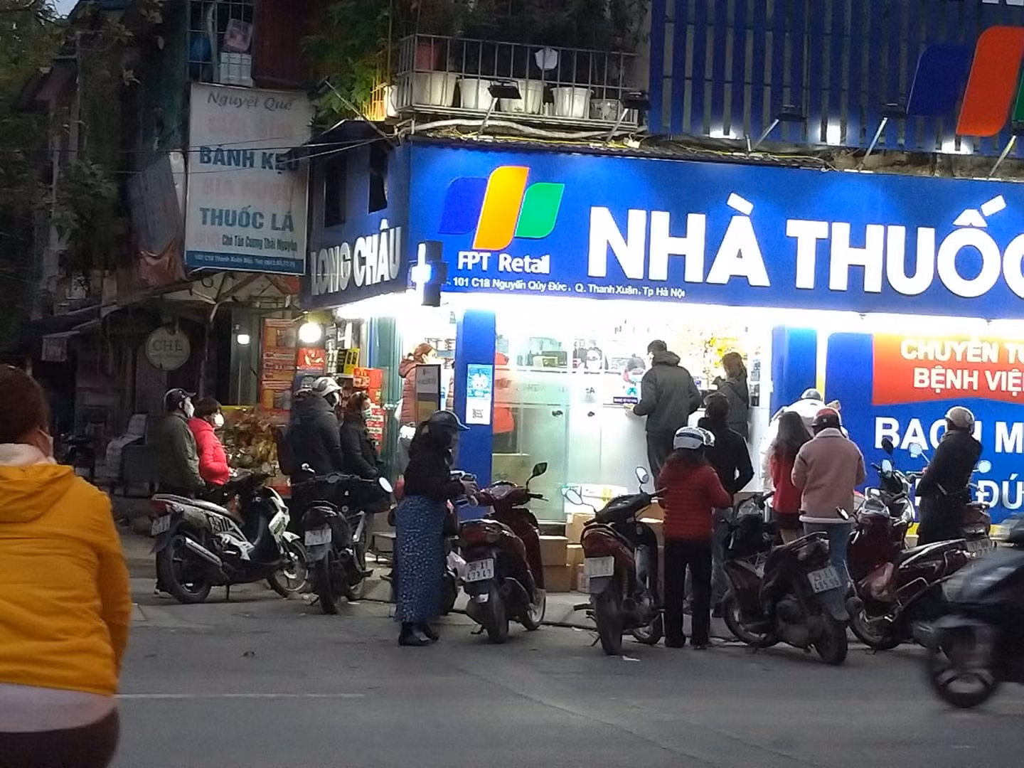 Bộ Y tế nói gì về khan hiếm và tăng giá kit test COVID-19 -0