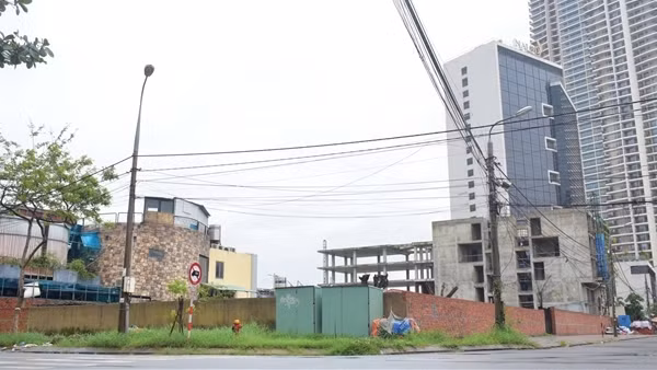Cần làm rõ vụ chuyển nhượng 5 lô đất biển liên quan đến Vũ “nhôm”
