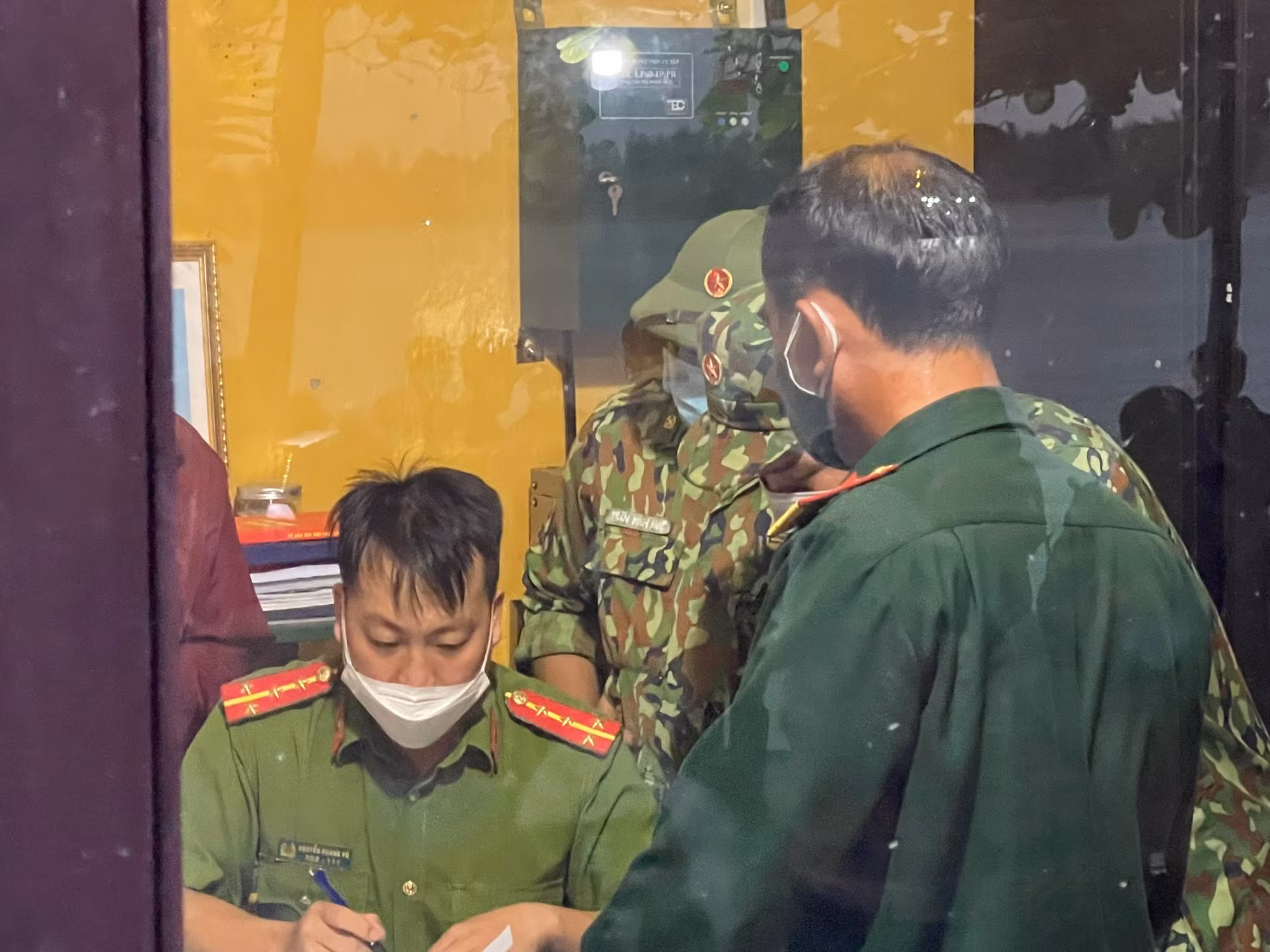 Thủ tướng Chính phủ chỉ đạo: Huy động mọi phương tiện, nhân lực tìm kiếm, cứu người trong vụ tai nạn giao thông đường thủ đặc biệt nghiêm trọng tại Quảng Nam -0