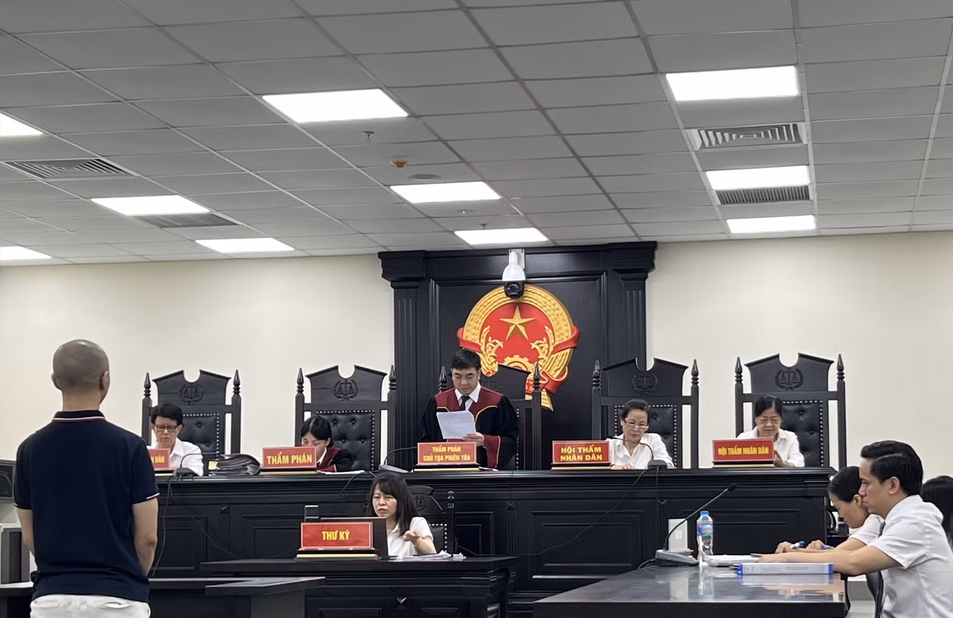 Gã trai buôn ma túy, tấn công bạn gái tử vong lĩnh án tử hình -0