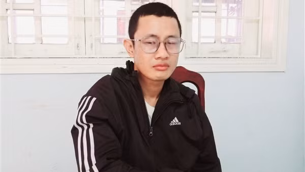 Cướp giật điện thoại bán lấy tiền mua ma túy