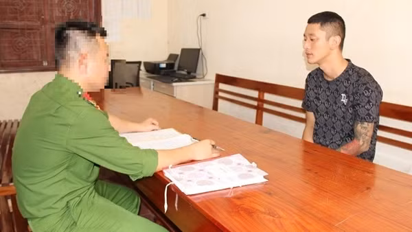 Sập bẫy tuyển nhân viên xuất khẩu lao động việc nhẹ, lương cao