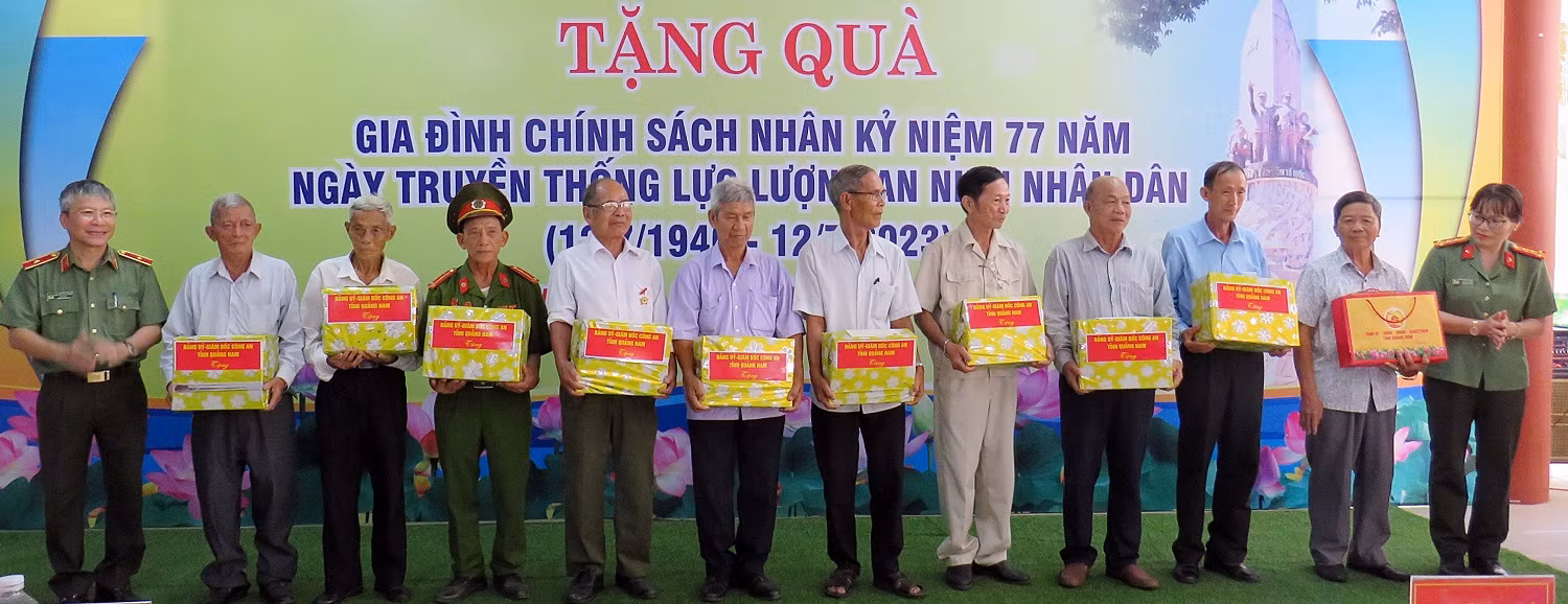 Công an Quảng Nam làm tốt công tác đền ơn đáp nghĩa -0